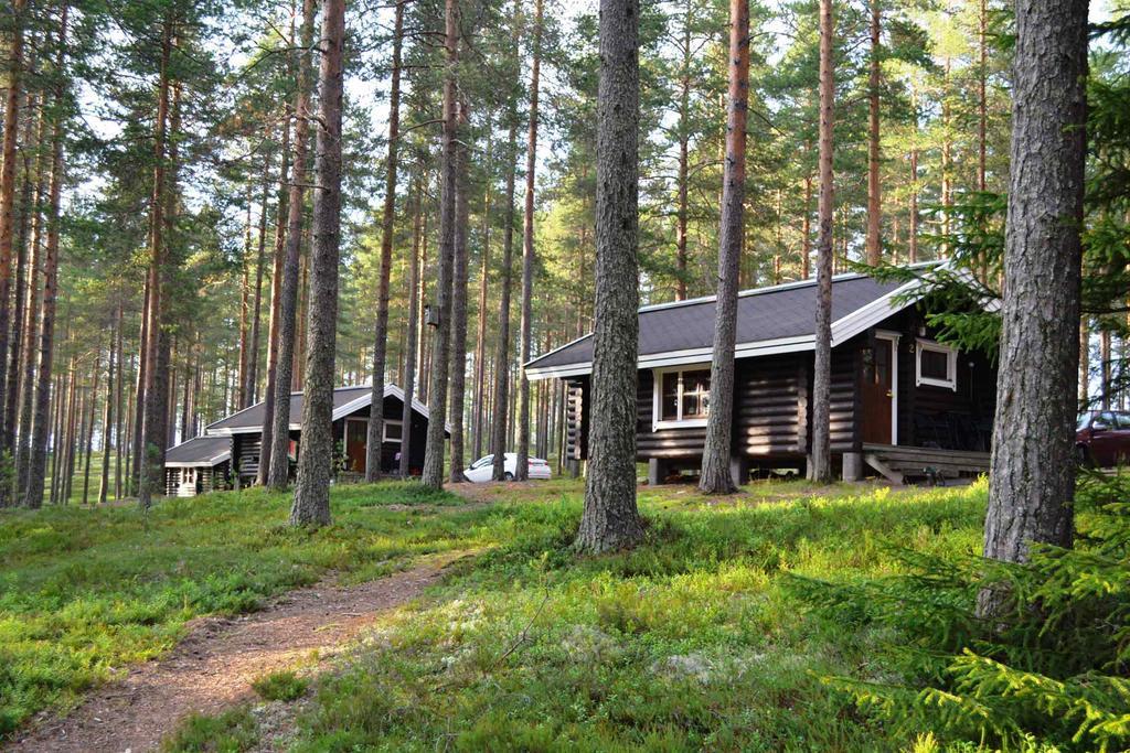 Hotel Laahtanen camping Ristijärvi Esterno foto