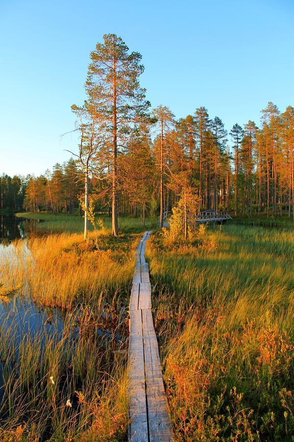 Hotel Laahtanen camping Ristijärvi Esterno foto